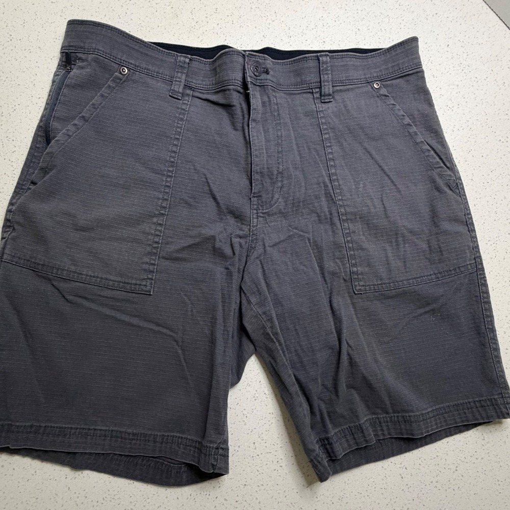 Weatherproof Made For Adventure Mens Gray Utility Cargo Shorts Size 34